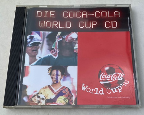 26120-1 € 4,00 ccoa cola cd world cup.jpeg
